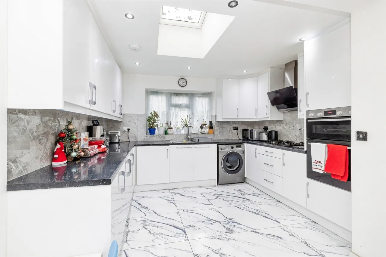 Fairfield Avenue, Watford, WD19, photo 13