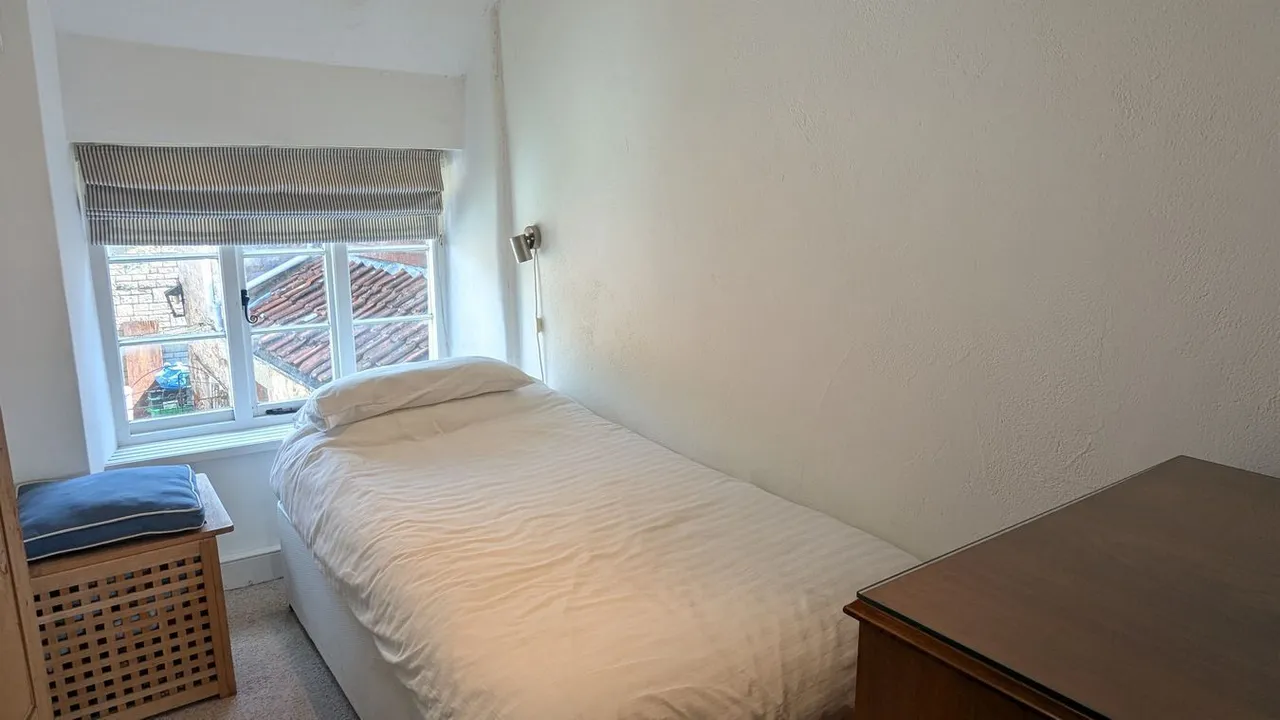 St Thomas Street, Wells, BA5, photo 8