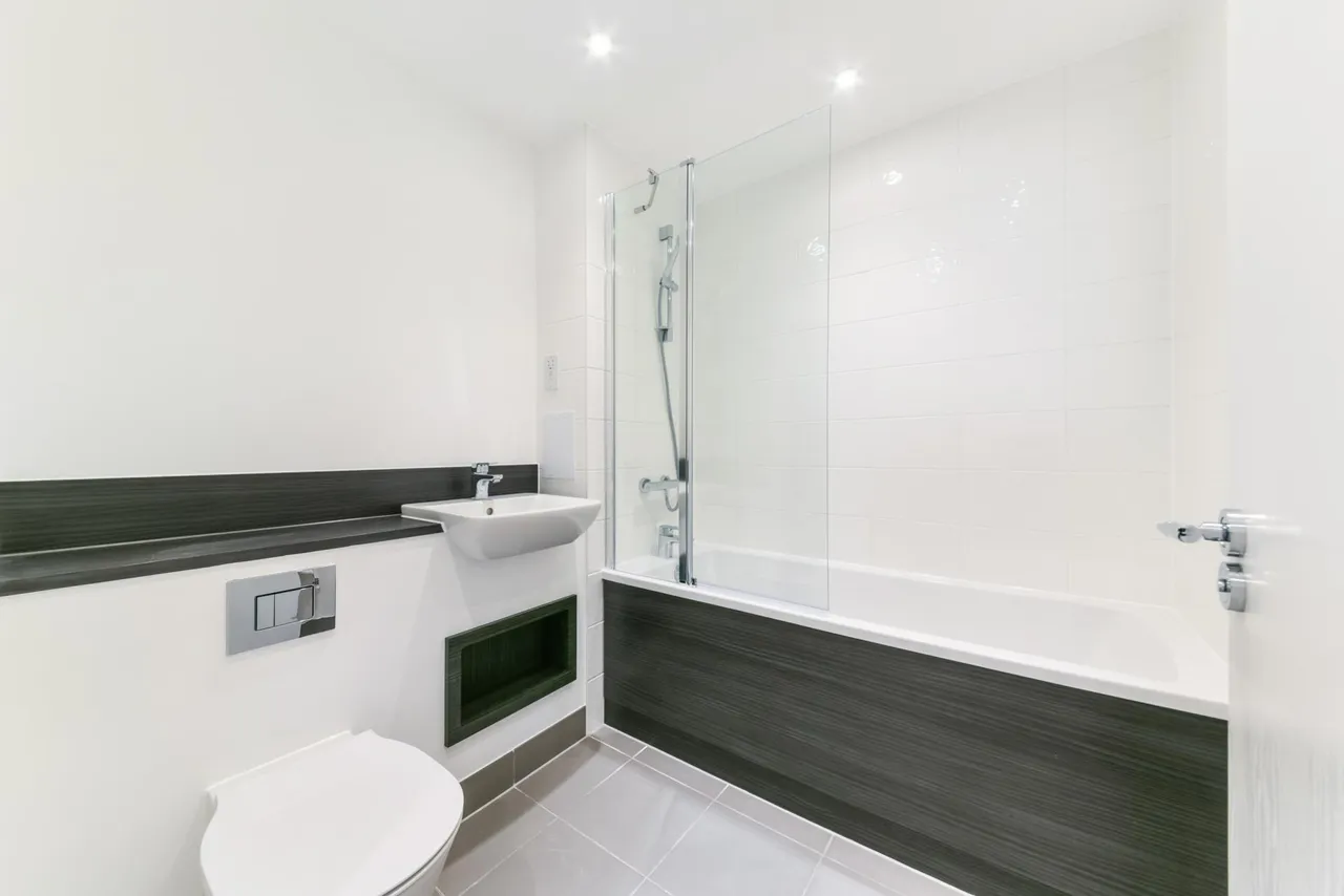 Upton Gardens, E13, photo 8
