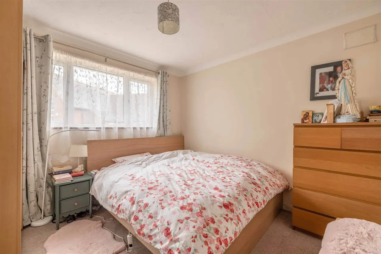Sheepcote Road, Eton Wick, Berkshire, SL4 6JA, photo 7