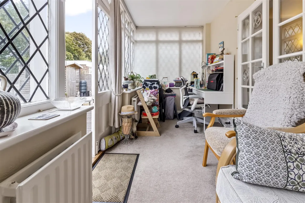 West Park Lane, Goring-By-Sea, Worthing, photo 18