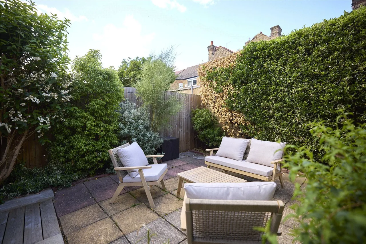 Barcombe Avenue, London, SW2, photo 8
