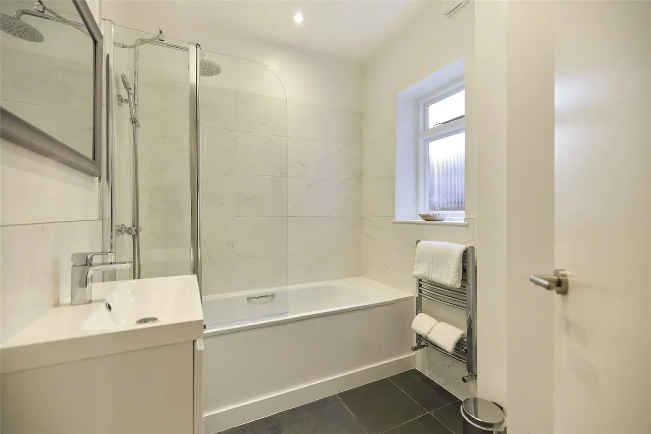Barcombe Avenue, London, SW2, photo 5
