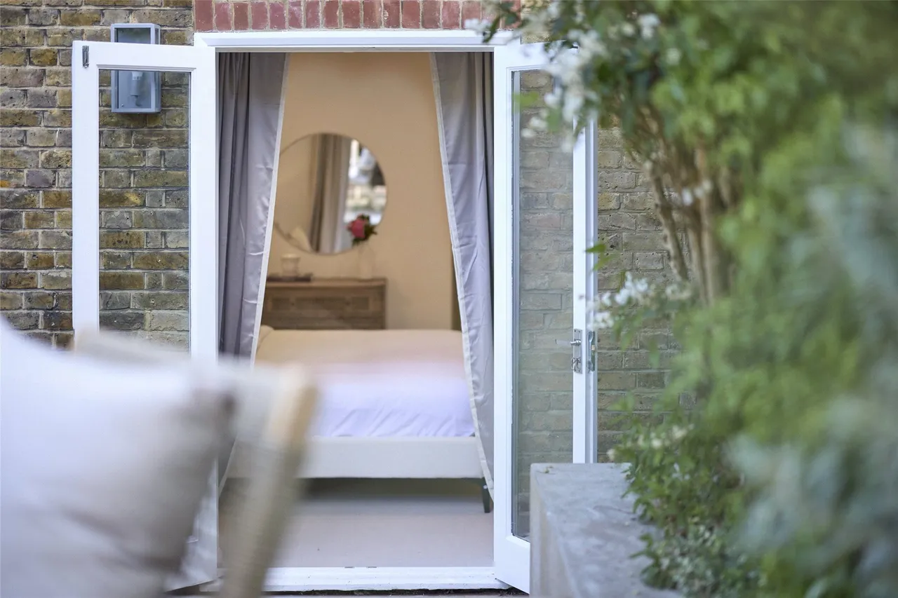 Barcombe Avenue, London, SW2, photo 6