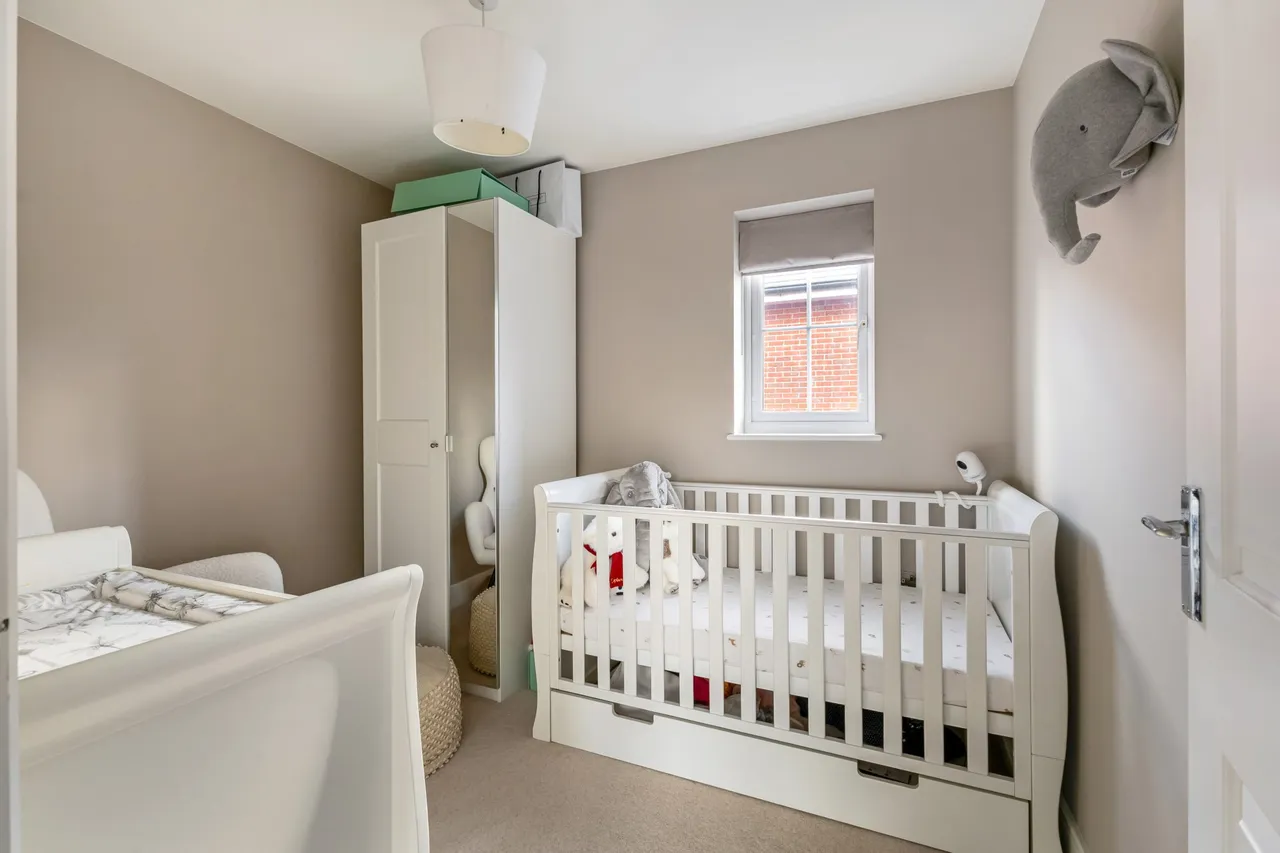Damson Drive, Hartley Wintney, Hook, RG27 8WR, photo 10