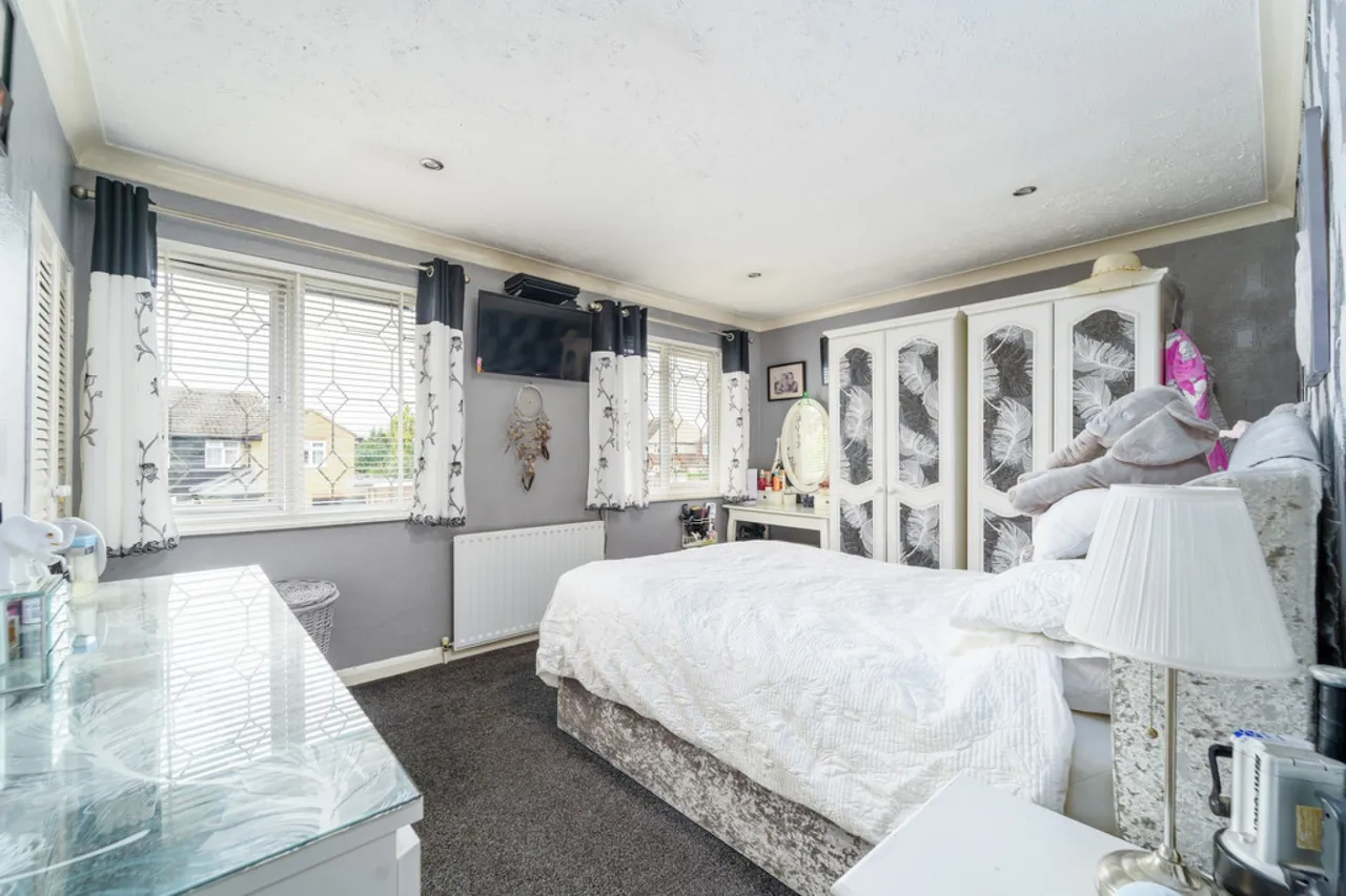 Tudor Road, Ashford, photo 10
