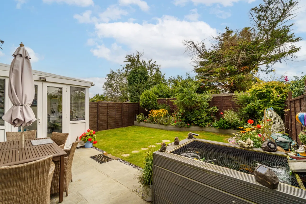Tudor Road, Ashford, photo 7