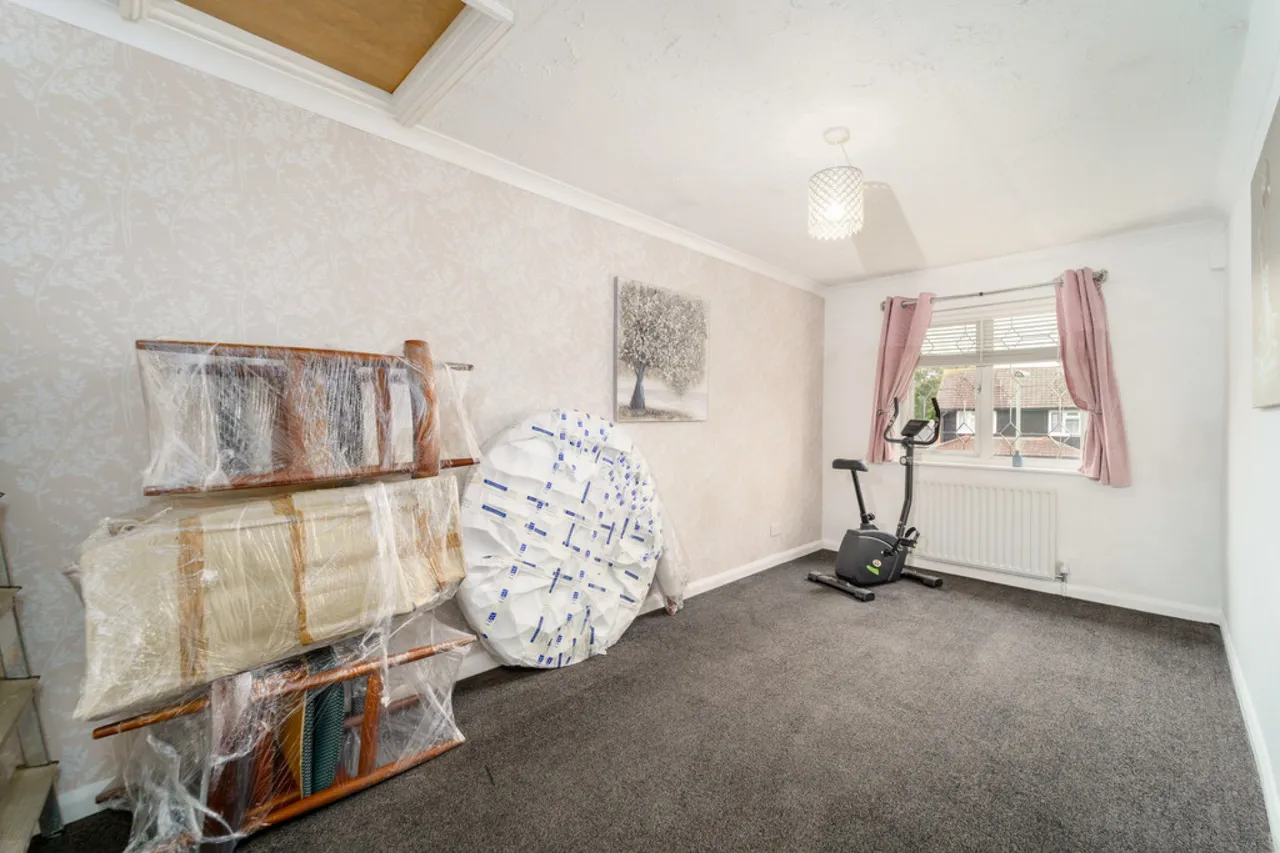Tudor Road, Ashford, photo 12