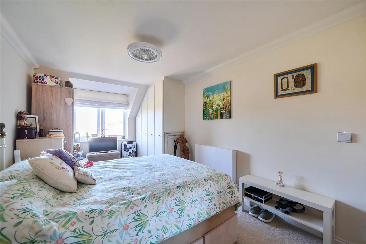 Stuart Road, Highcliffe, BH23, photo 8