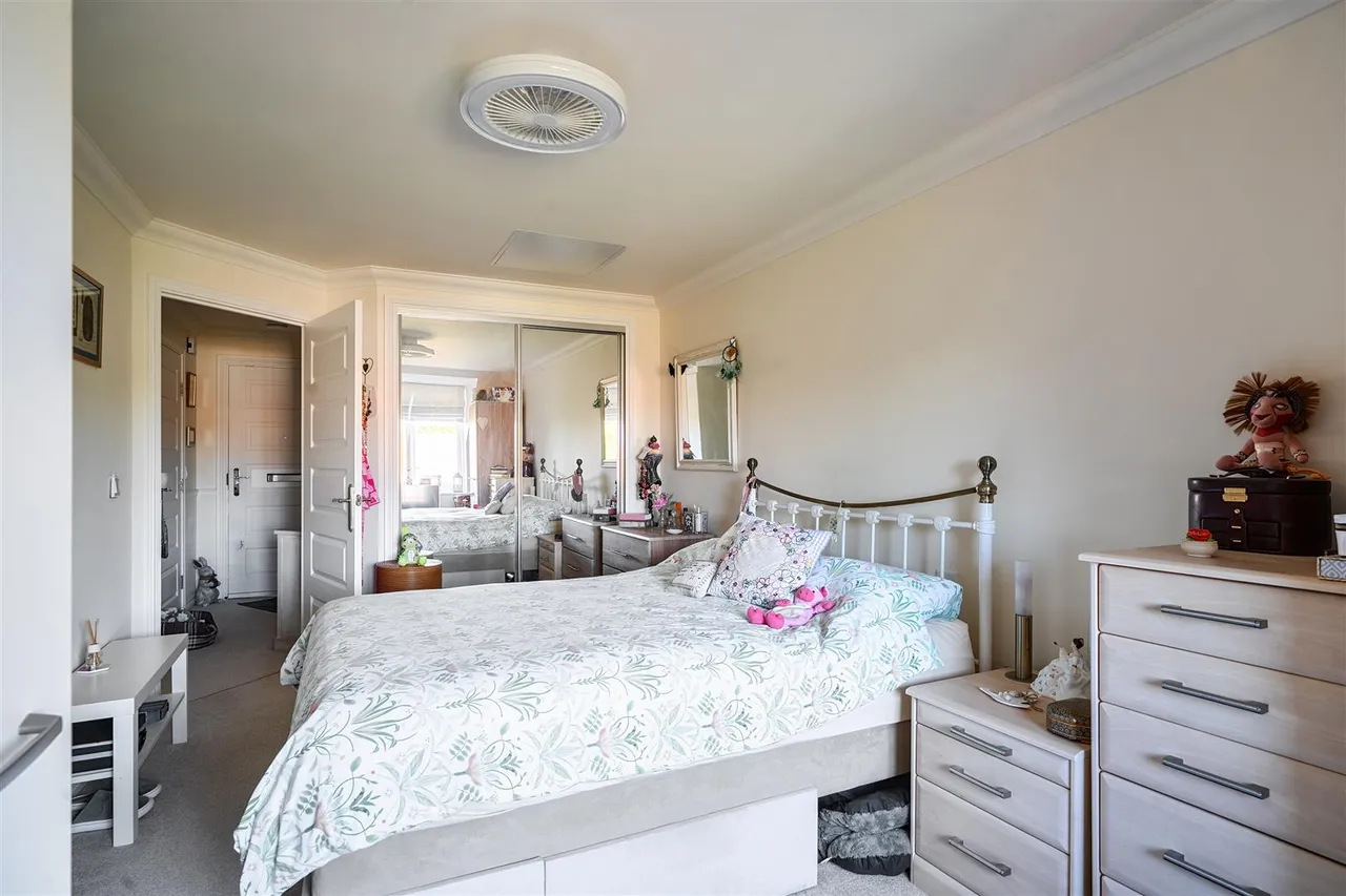 Stuart Road, Highcliffe, BH23, photo 7