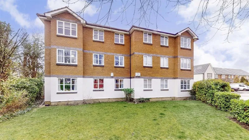 Shirehorse Way, Isleworth, photo 8