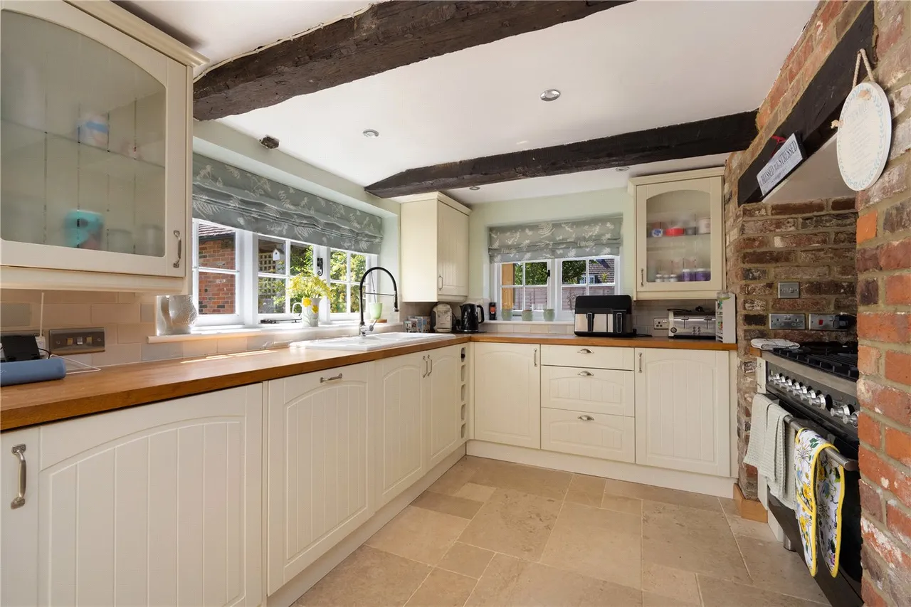 The Lees, Challock, Ashford, Kent, TN25, photo 6