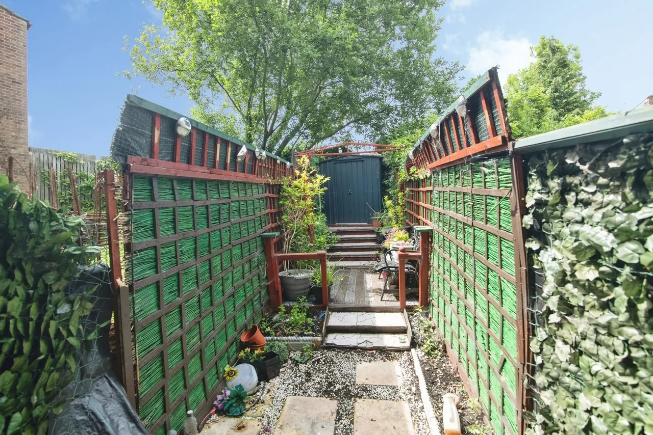 First Meadow Piece, Quinton, B32, photo 10