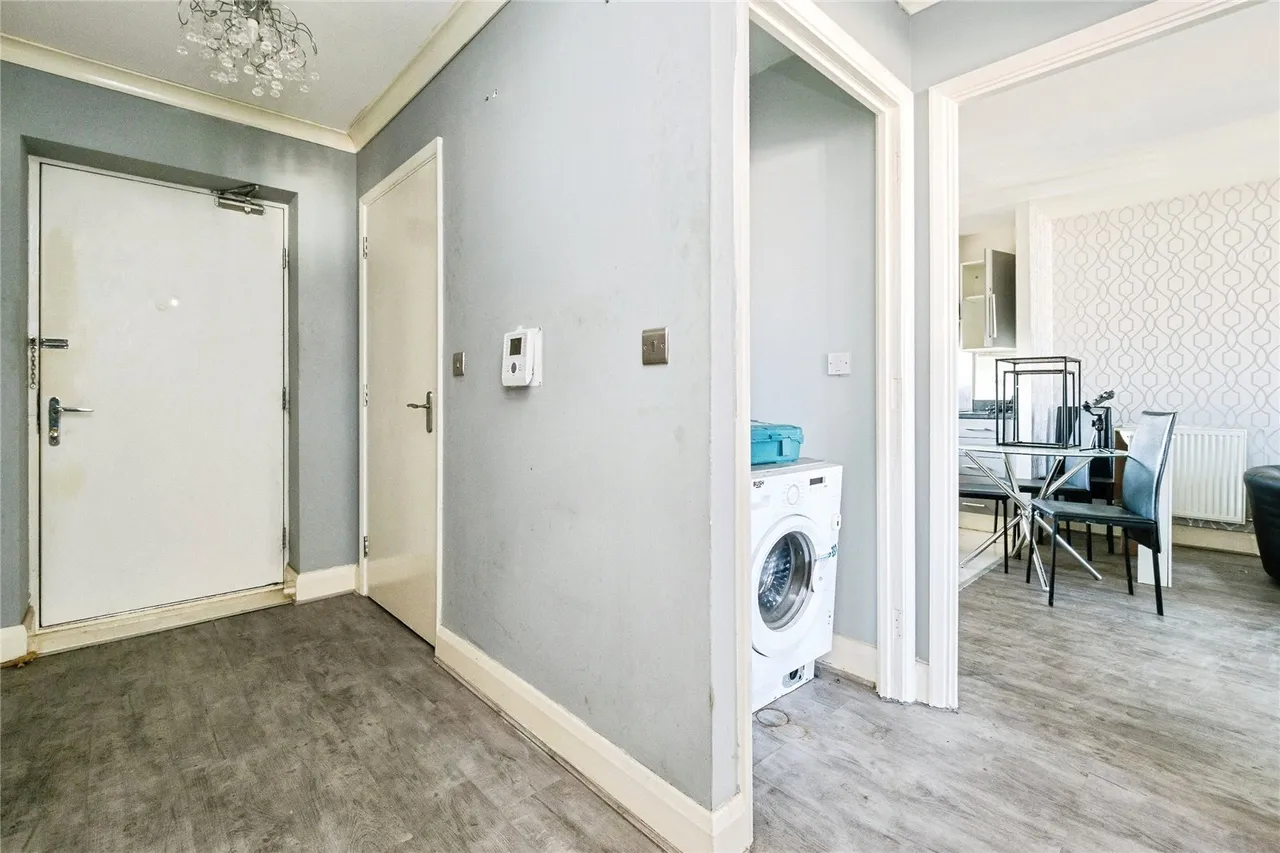 Avontar Road, South Ockendon, Essex, RM15, photo 5