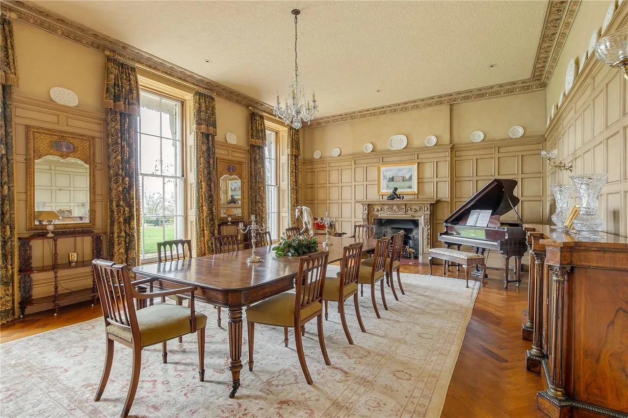 Weald Road, South Weald, CM14, photo 8