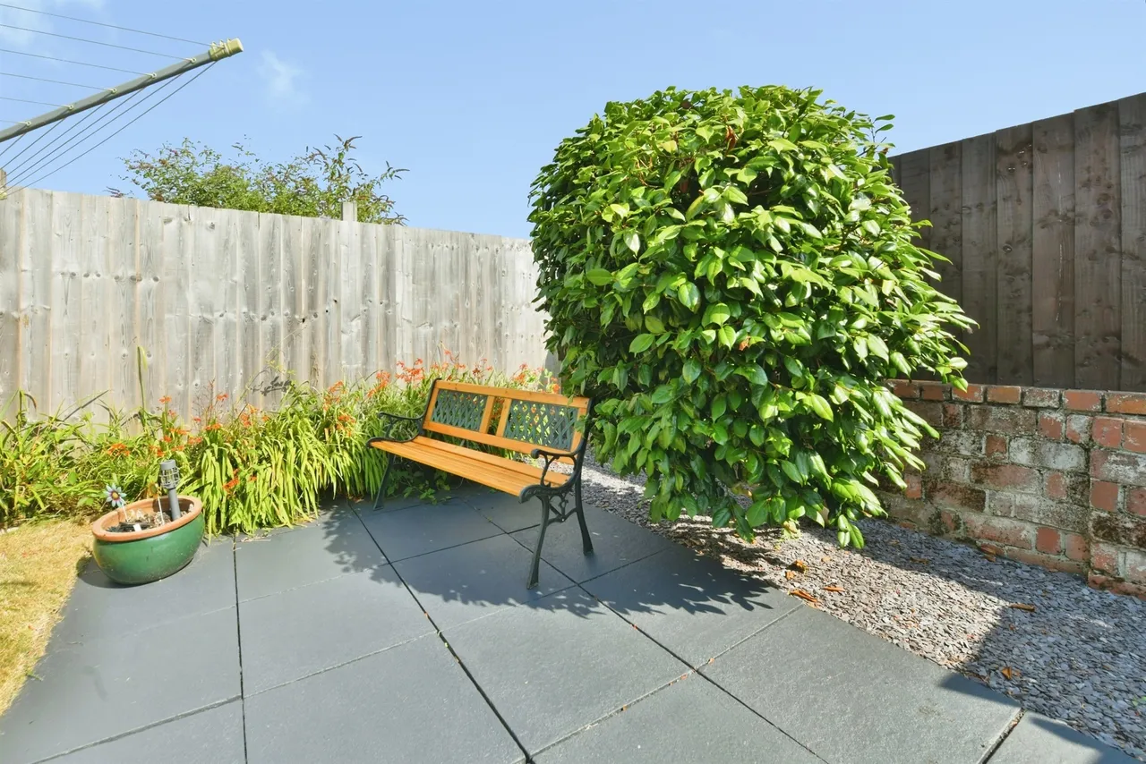 Callington Road, Saltash, photo 12
