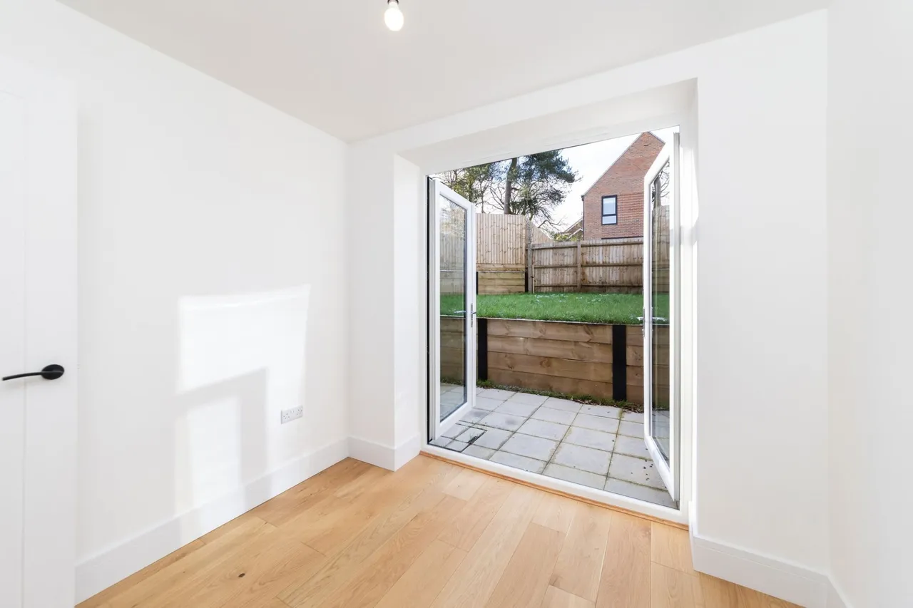 Park Lane, Stokenchurch, HP14, photo 5
