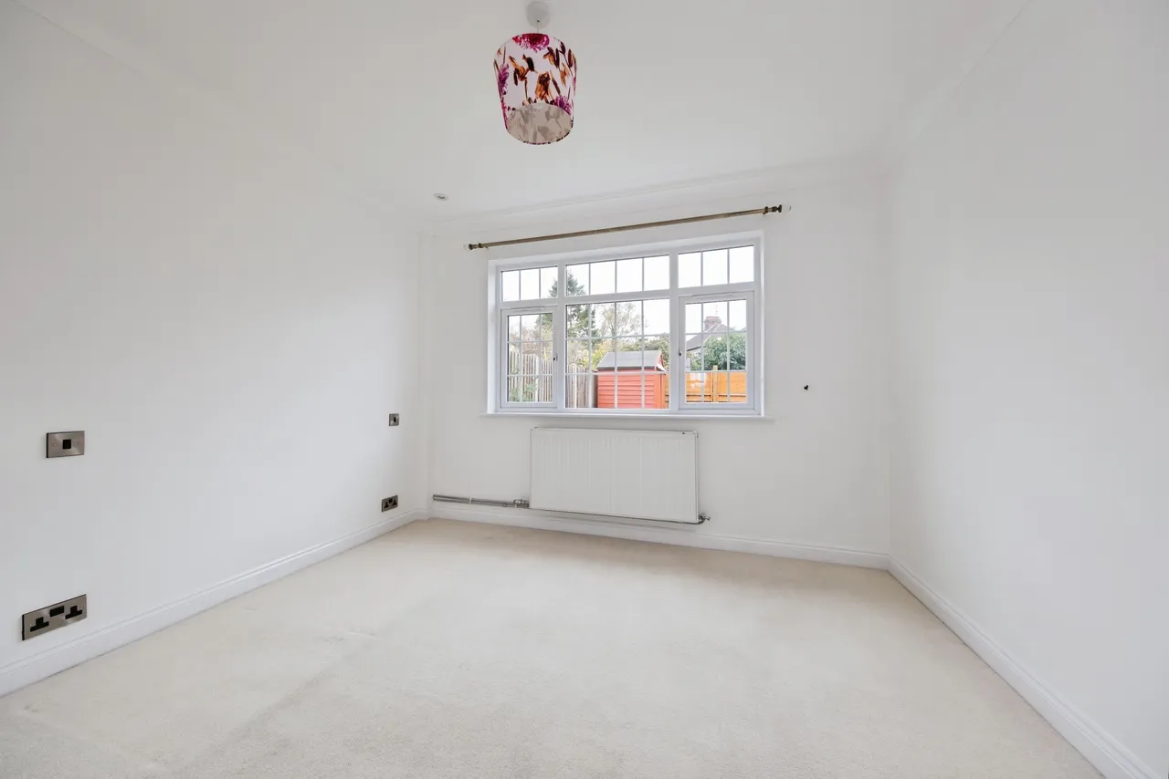 Furze Way, Wolverton, Milton Keynes, photo 8