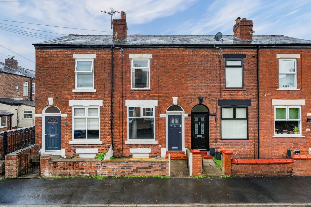 2 bed property for sale, Greenhill Street, Edgeley, SK3