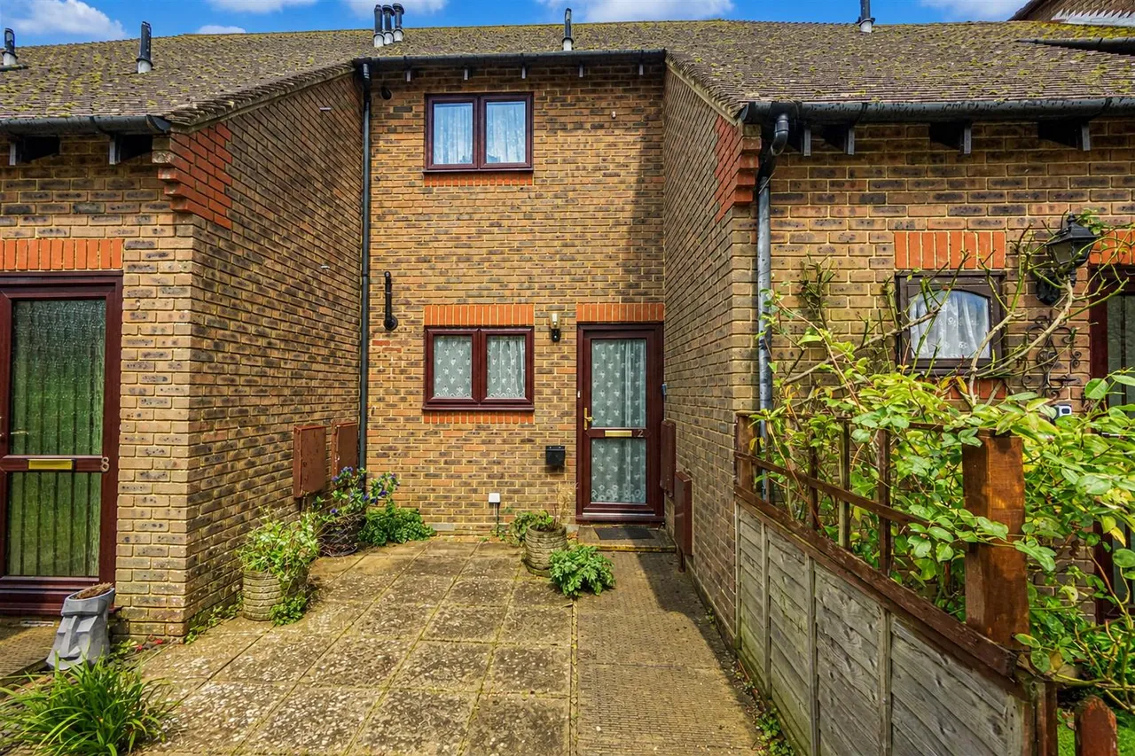 Shepherds Way, Fairlight, photo 2