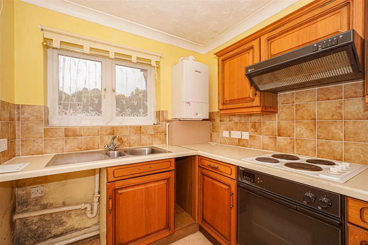 Shepherds Way, Fairlight, photo 5