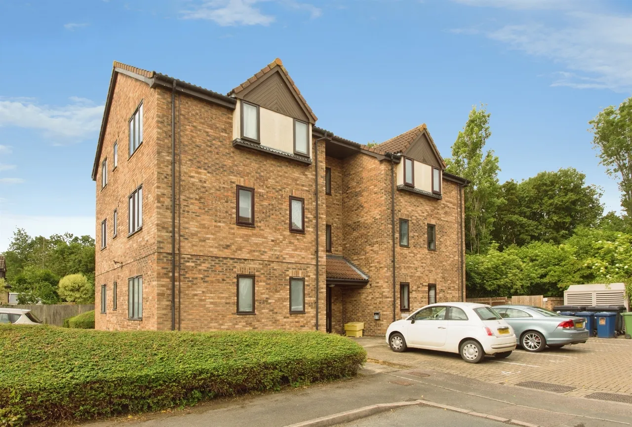 1 bed flat for sale, The Sycamores, Milton, CB24