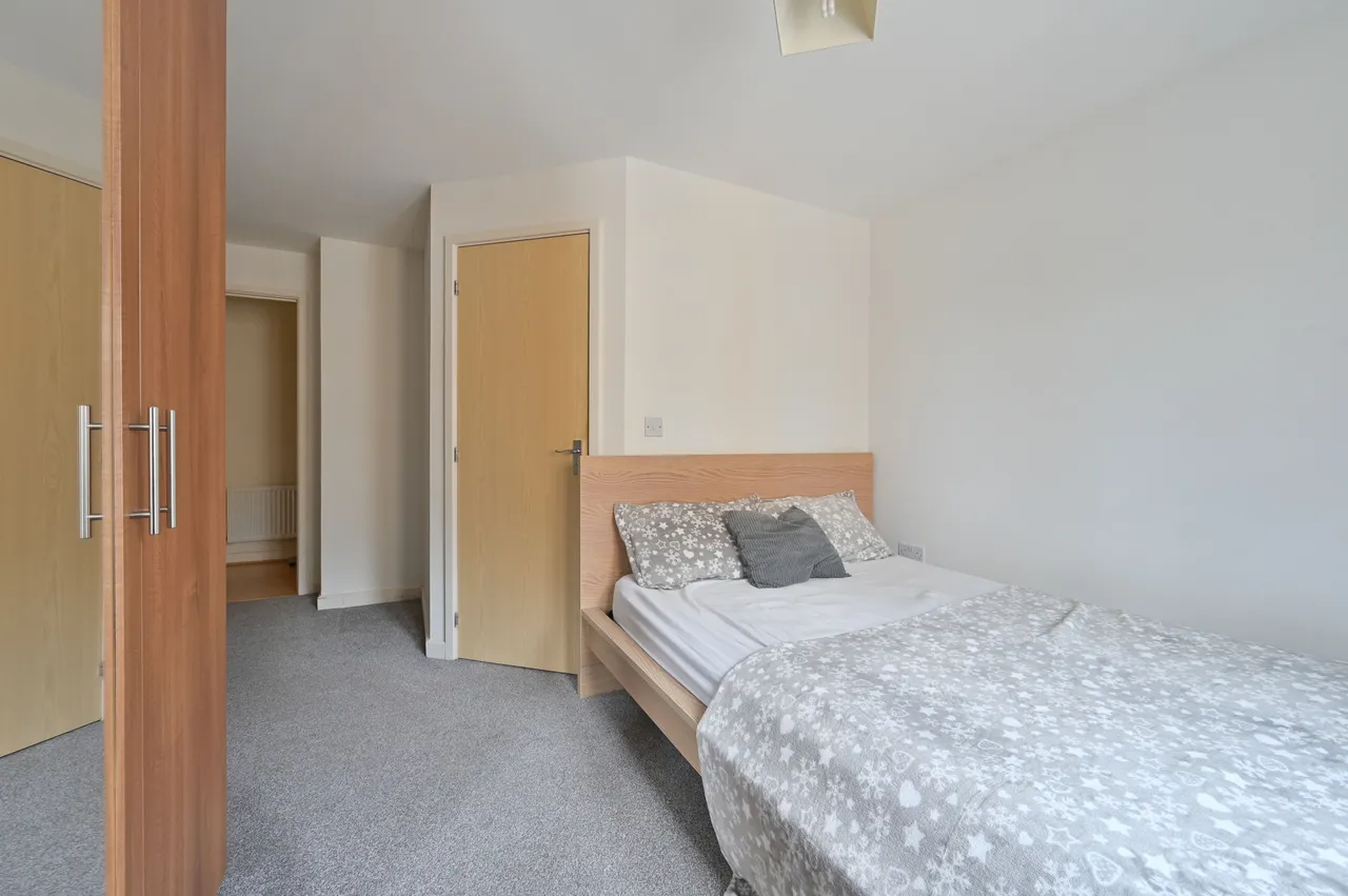 Watford, WD24, photo 11