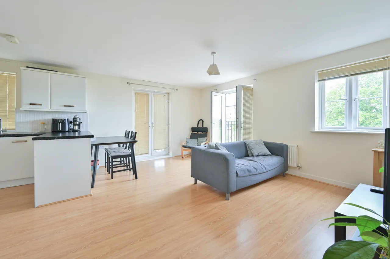 Watford, WD24, photo 2
