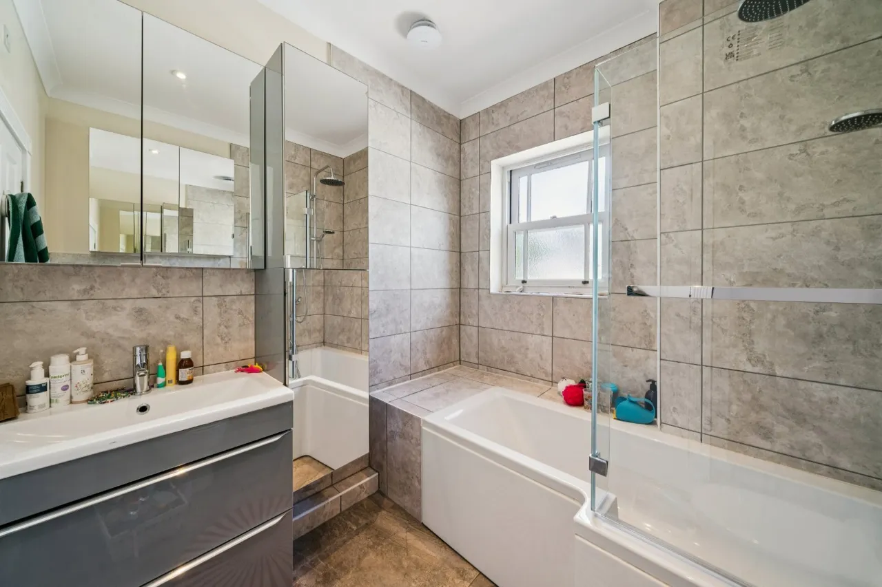 Wyatt Drive, Barnes, SW13, photo 15
