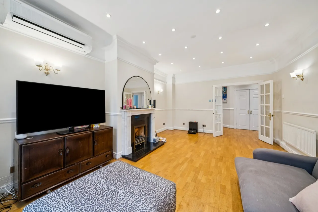 Wyatt Drive, Barnes, SW13, photo 19
