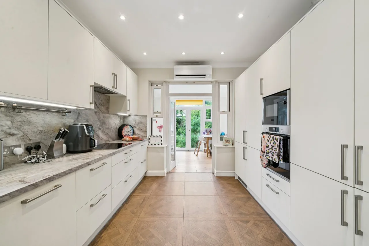 Wyatt Drive, Barnes, SW13, photo 4
