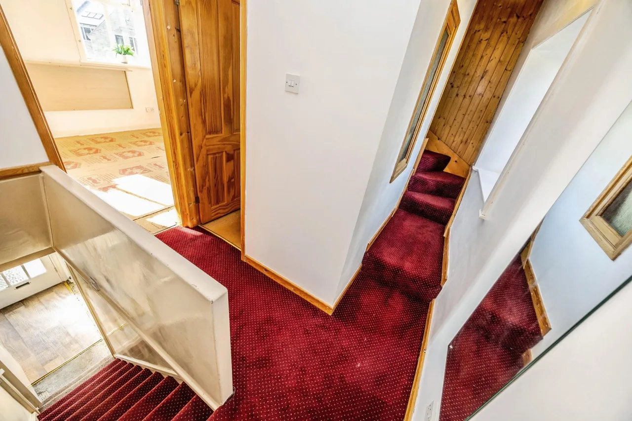 Smithy Hill, Huddersfield, HD8, photo 5