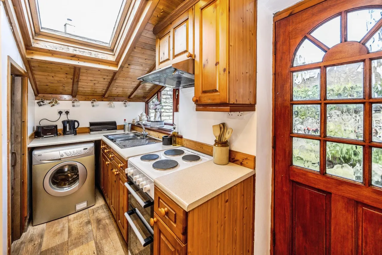 Smithy Hill, Huddersfield, HD8, photo 19