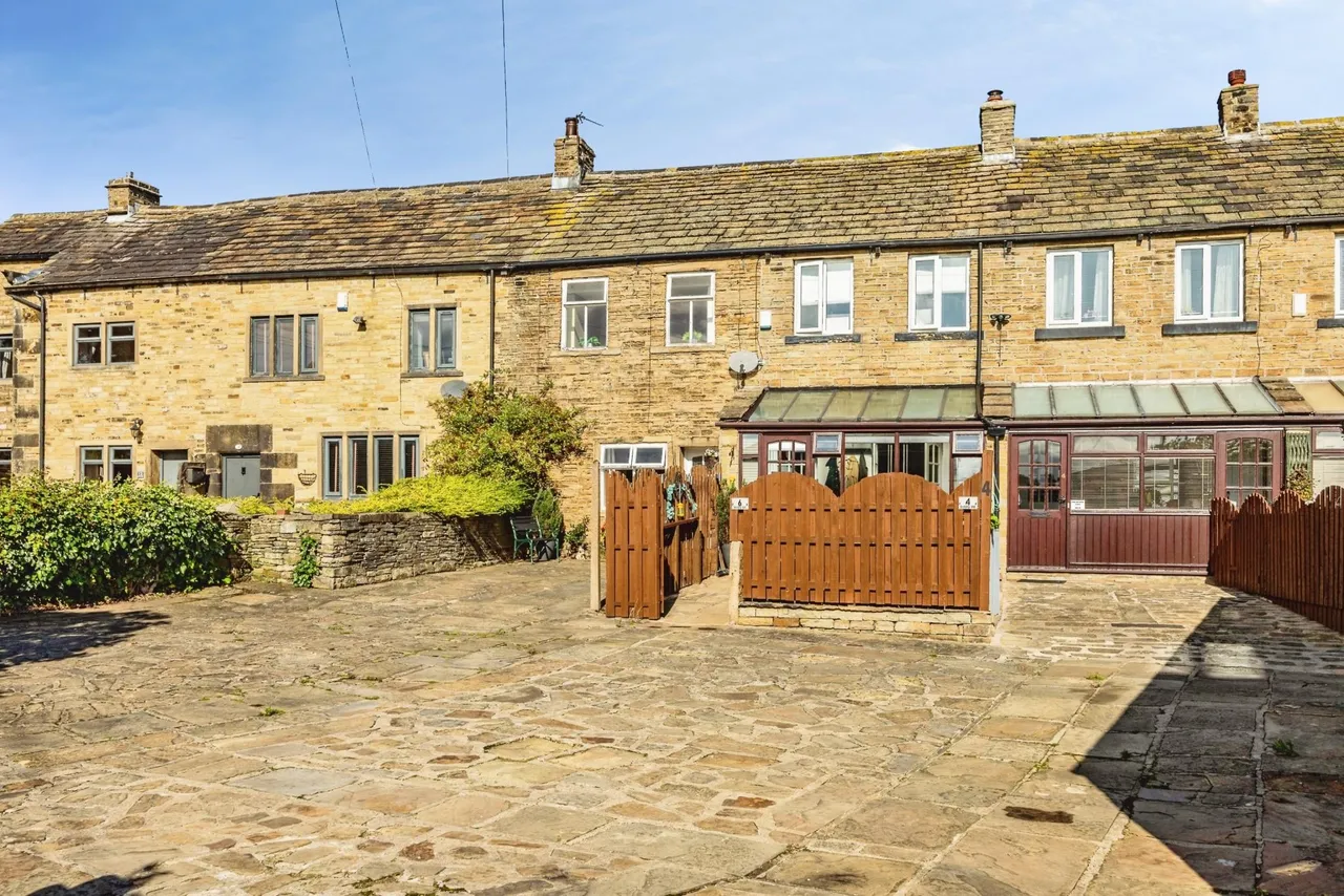 Smithy Hill, Huddersfield, HD8, photo 26