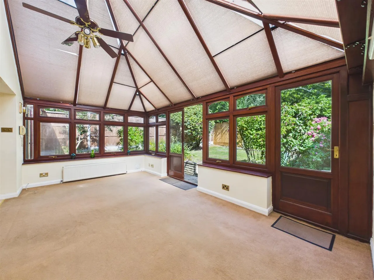 St. Edmunds Avenue, Ruislip, Middlesex, HA4 7XW, photo 4