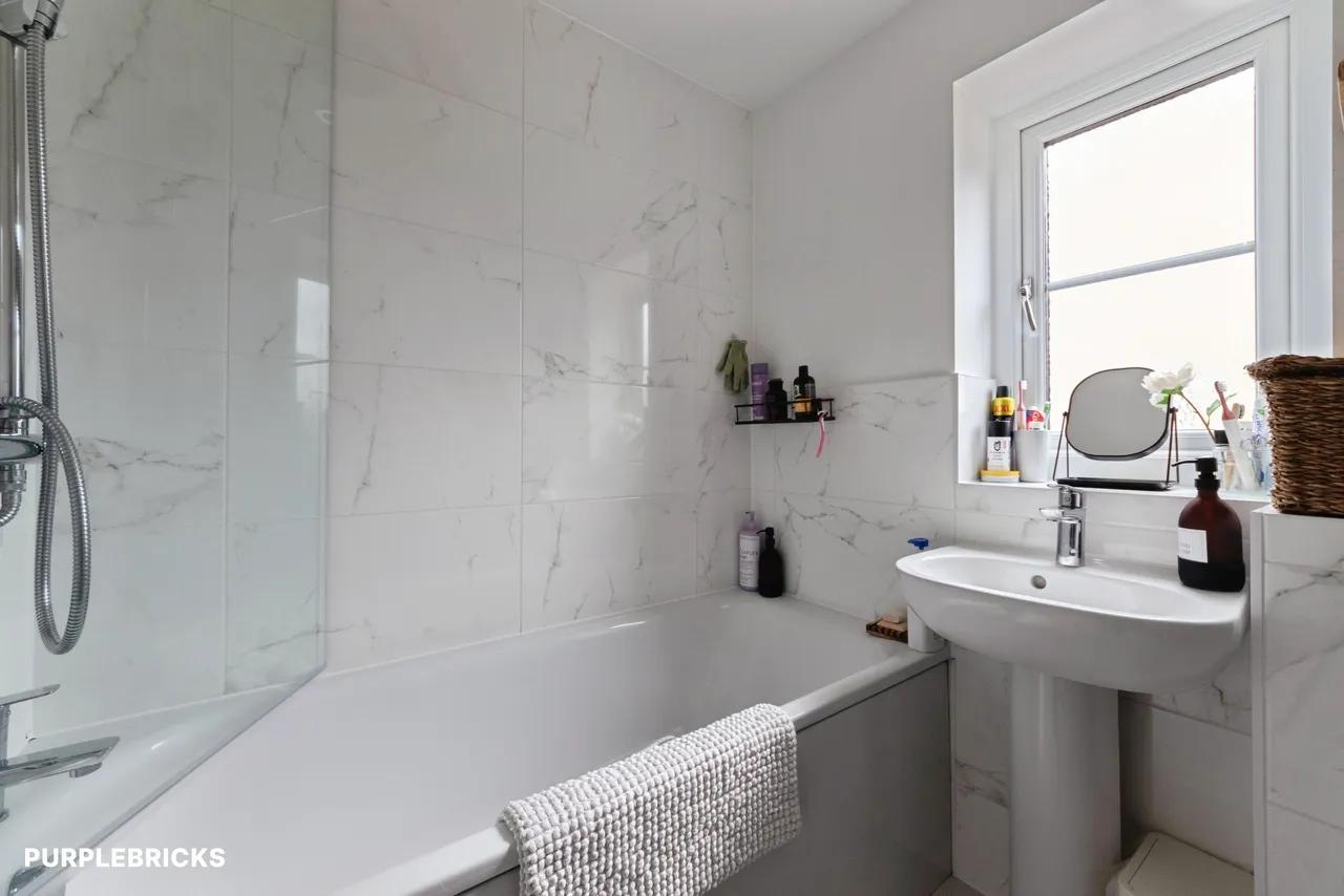 Goldfinch Edge, Dursley, GL11, photo 8
