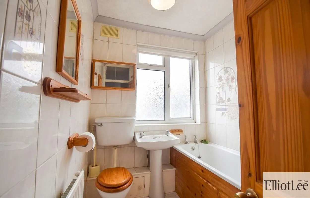 Kings Road, Harrow, HA2, photo 8