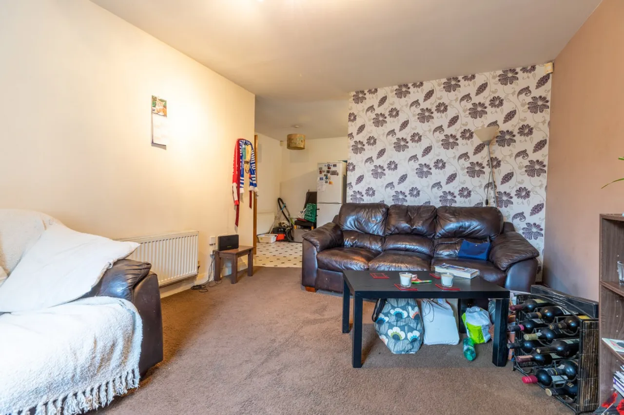 Canberra Way, Balderstone, OL11 2EL, photo 3