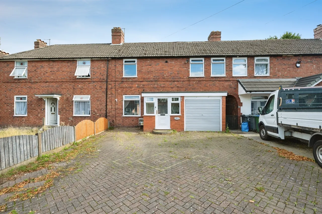 3 bed house for sale — Regis Road, Rowley Regis