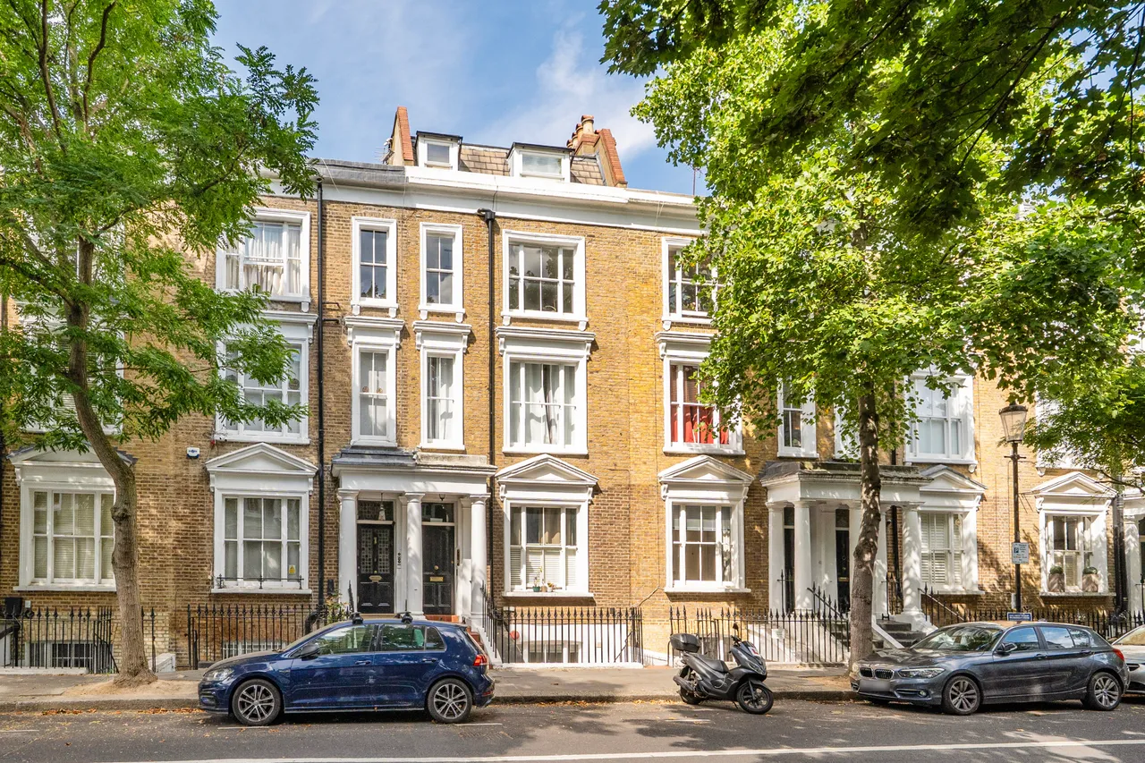 Flat 1, 31 Kempsford Gardens, London, photo 3
