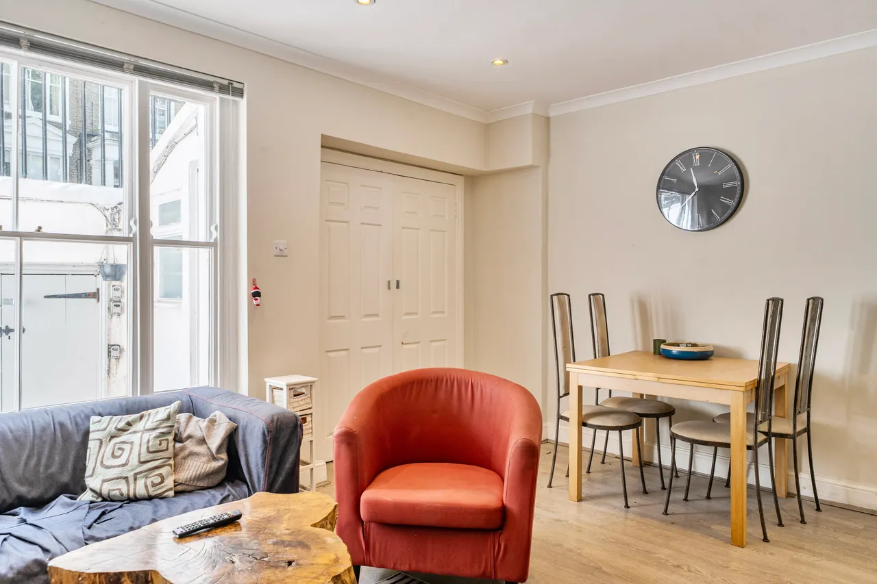 Flat 1, 31 Kempsford Gardens, London, photo 11