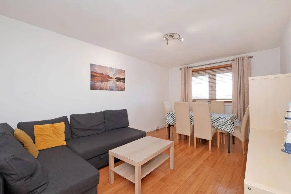 1 bed flat for sale, Gardner Road, Aberdeen, AB12