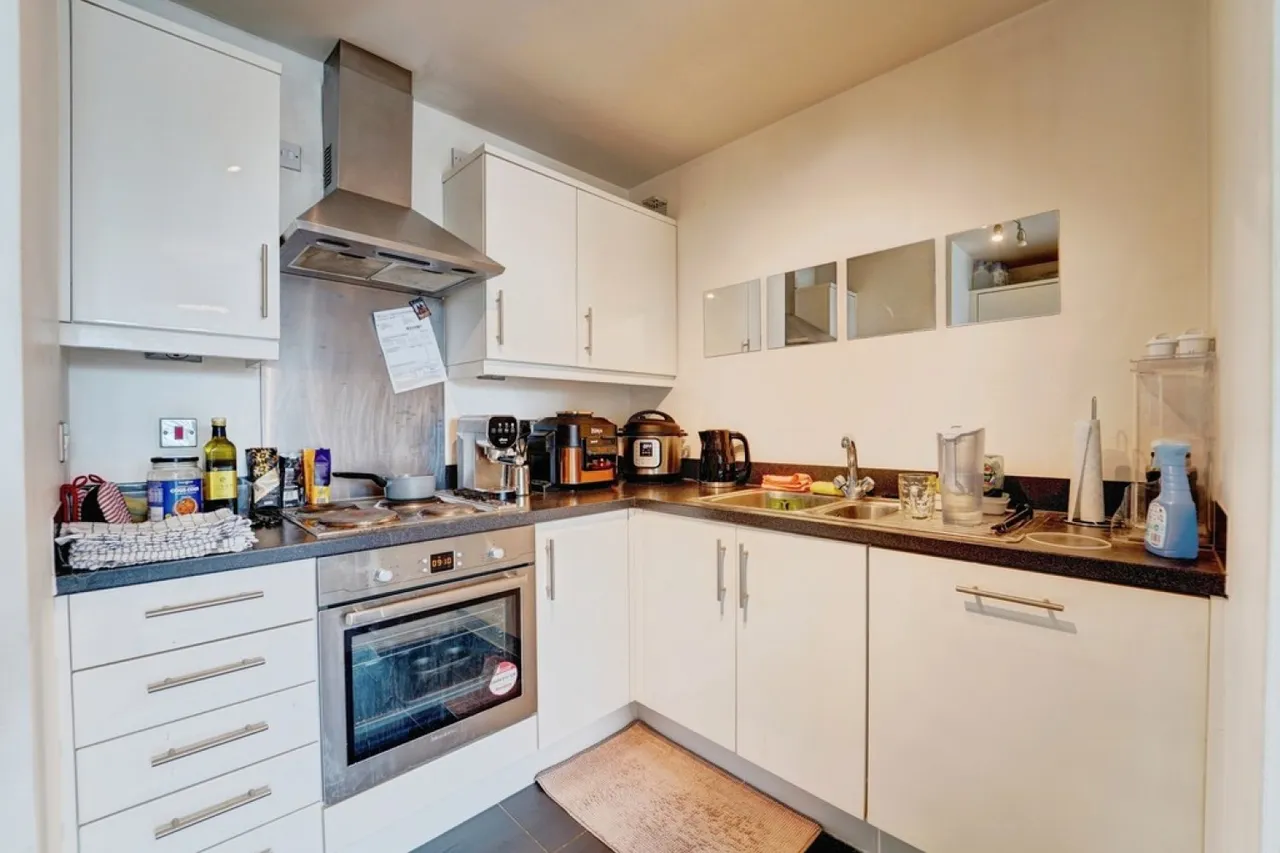 Mortimer Square, The Hub, MK9, photo 6