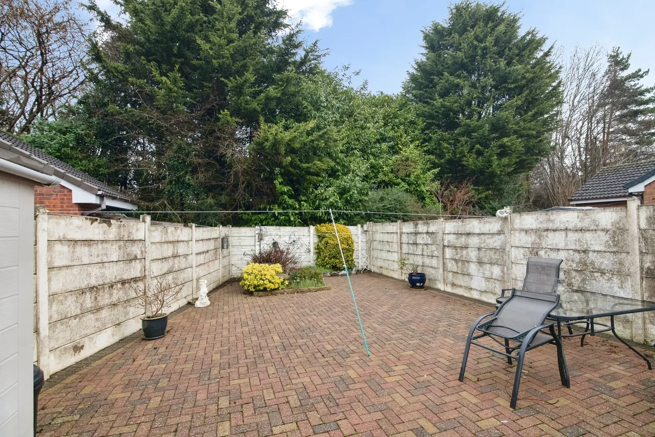 Zions Close, Cradley Heath, photo 7