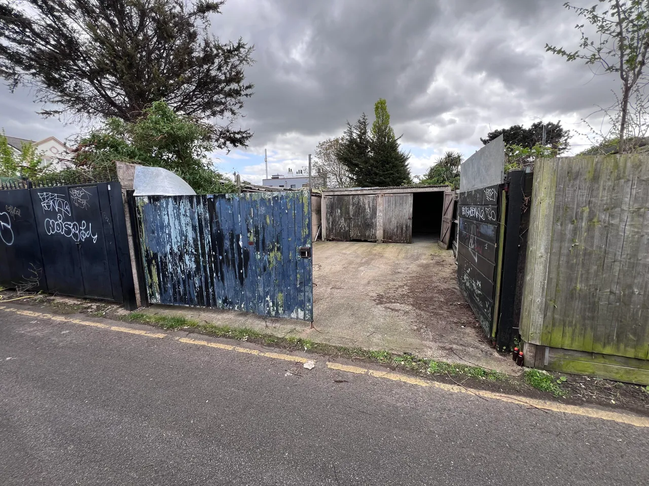 Brentwood Road, Romford, RM1, photo 4