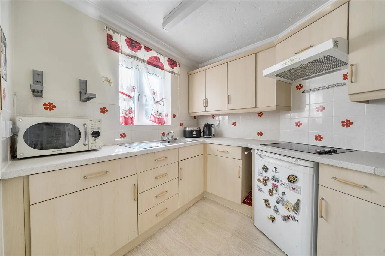 Trinity Street, Fareham, PO16, photo 6