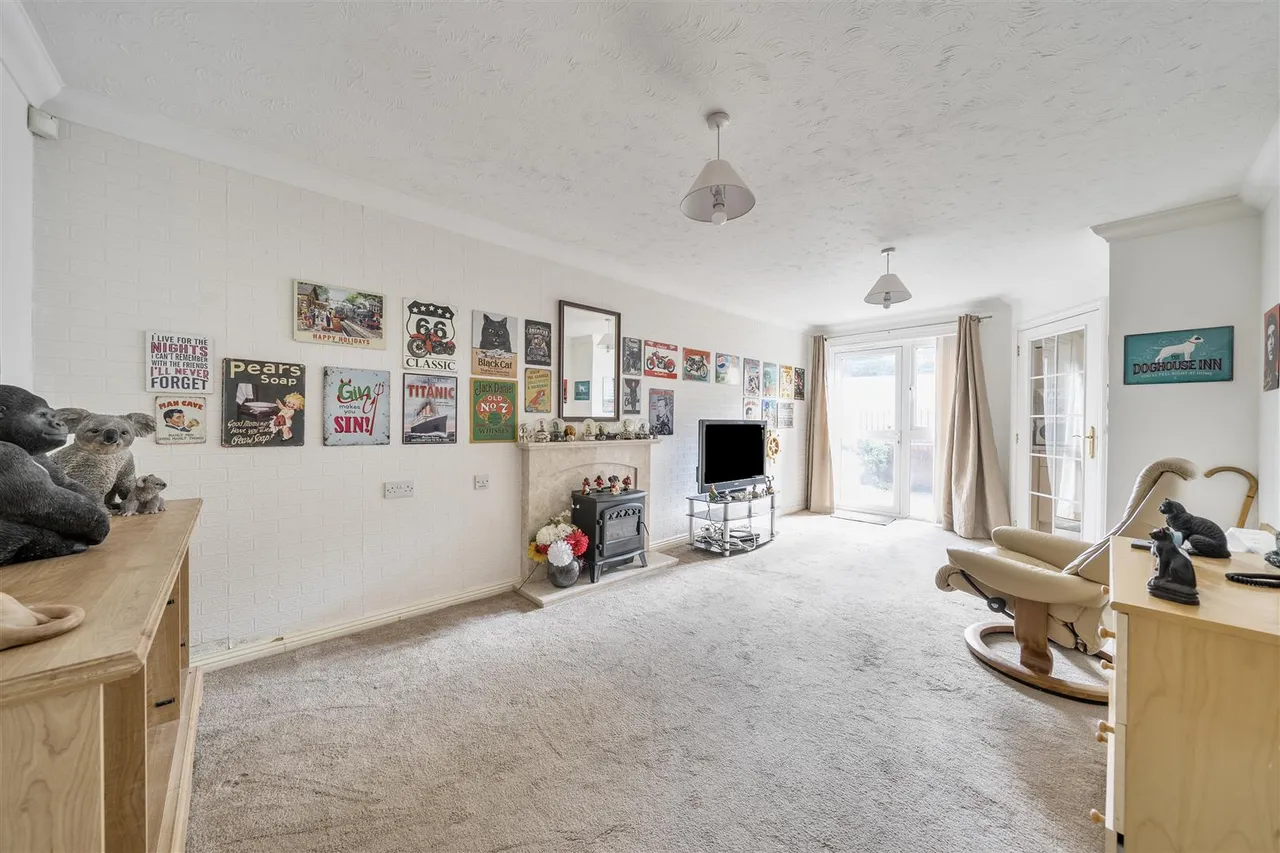 Trinity Street, Fareham, PO16, photo 5