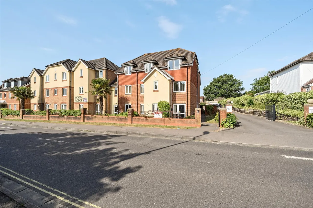 Trinity Street, Fareham, PO16, photo 13