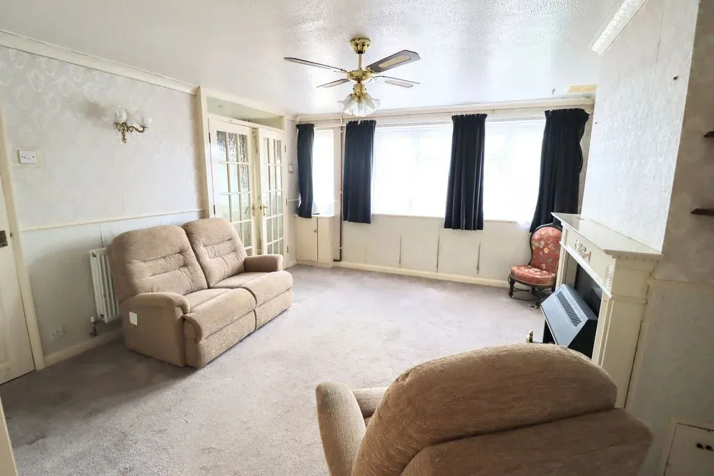 Hunter Drive, Bletchley, Milton Keynes, Buckinghamshire, MK2 3LY, photo 12