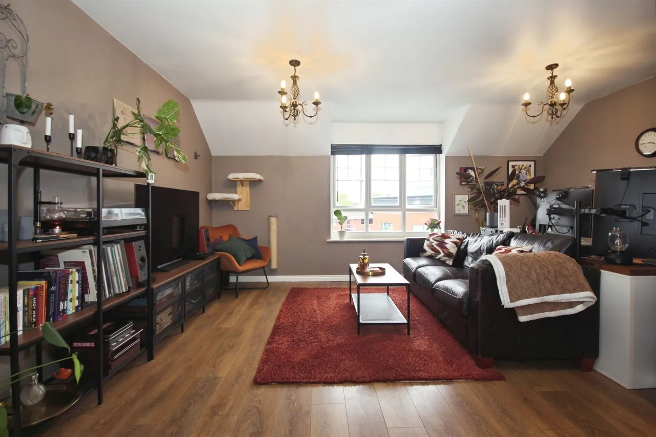 Turberville Place, Warwick, photo 9